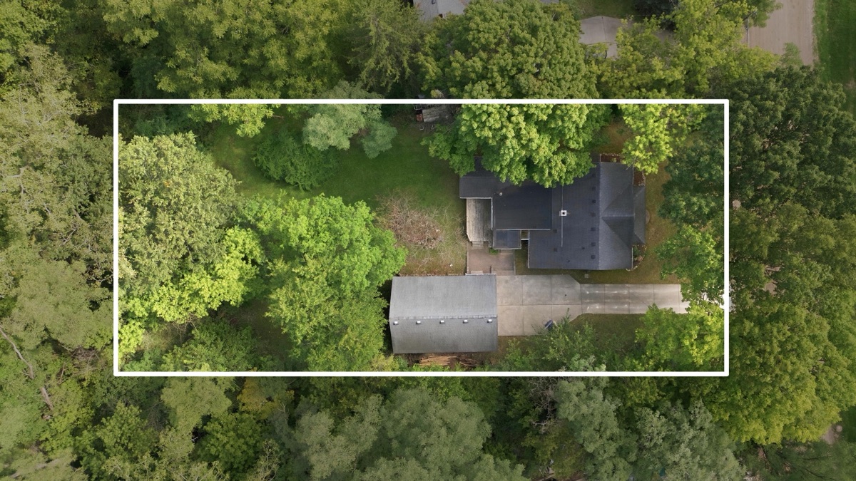 Aerial photo 2 — 32100 W 9 Mile Rd, Farmington, MI
