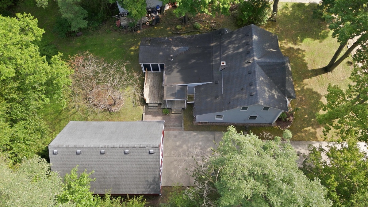 Aerial photo 4 — 32100 W 9 Mile Rd, Farmington, MI