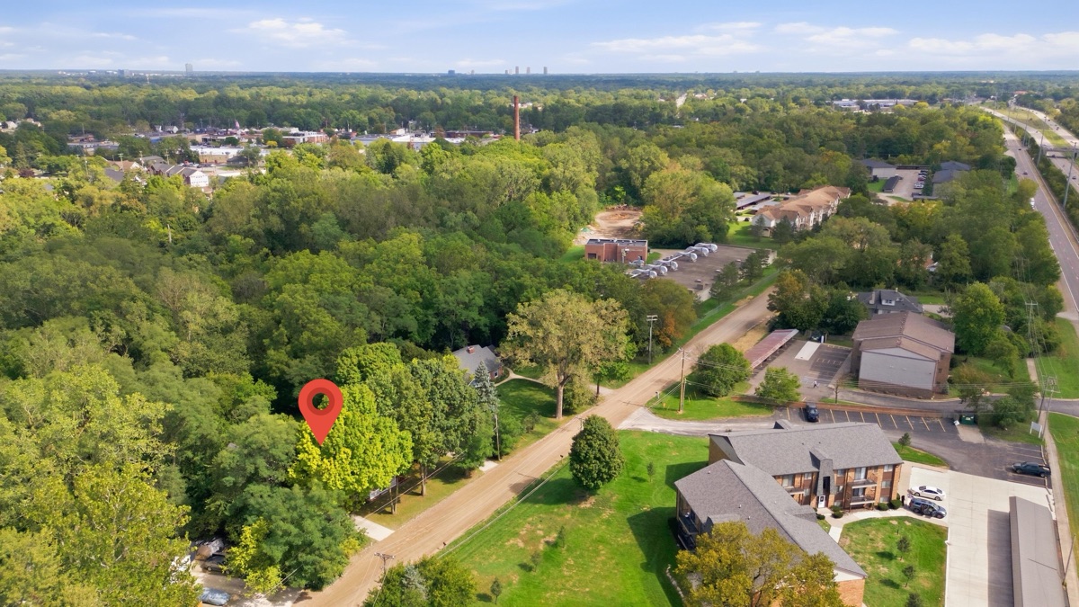 Aerial photo 11 — 32100 W 9 Mile Rd, Farmington, MI