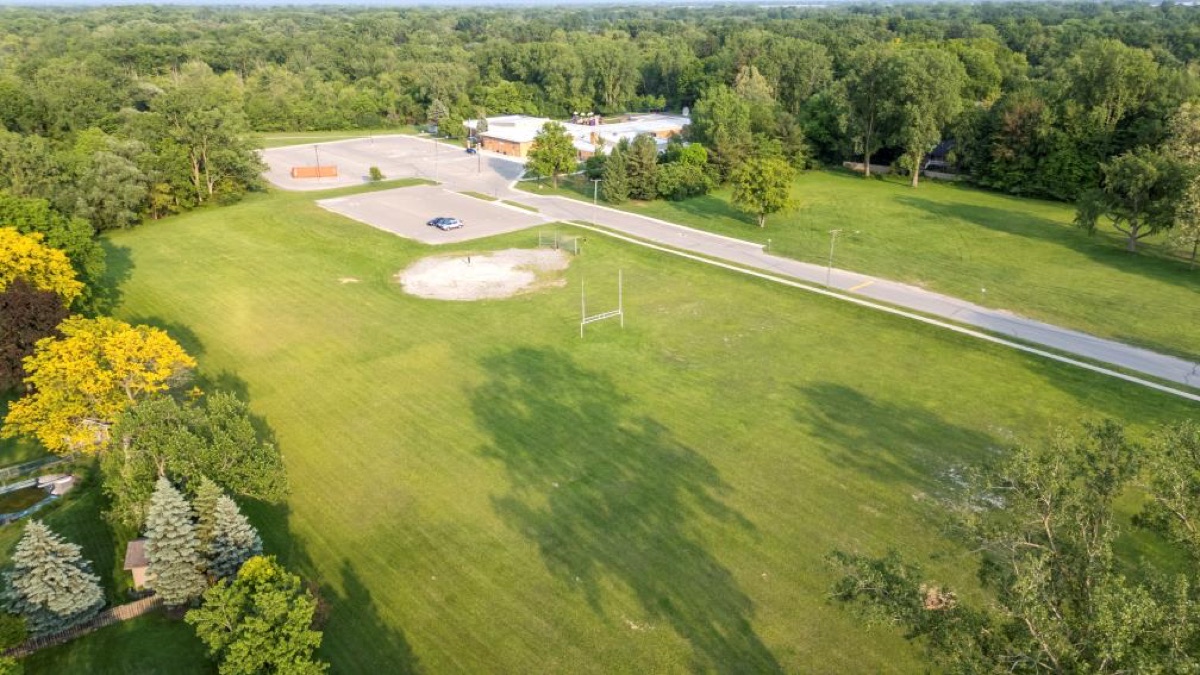 Aerial photo 7 — 32251 Cambridge St, Livonia, MI