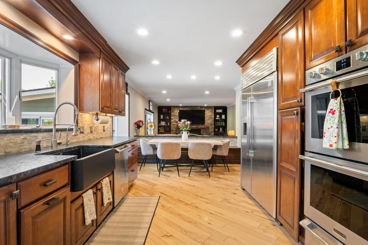 Listing photo 20 — 32251 Cambridge St, Livonia, MI