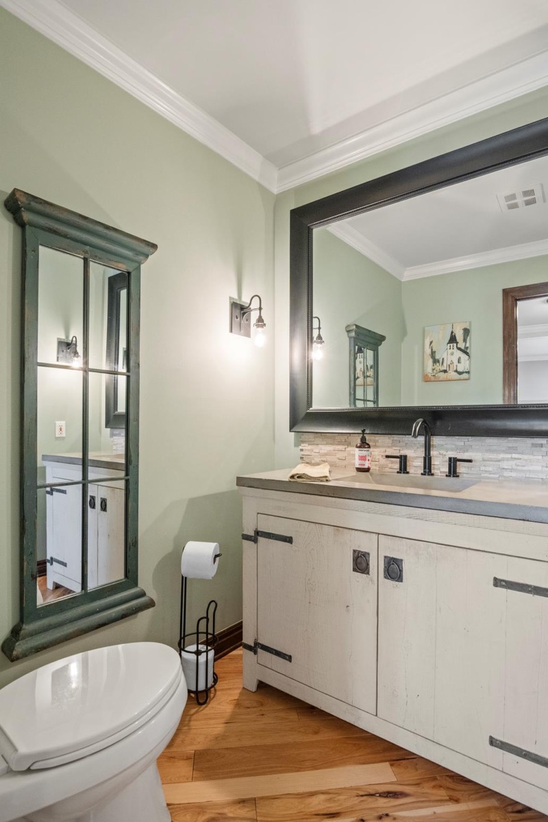 Listing photo 30 — 32251 Cambridge St, Livonia, MI