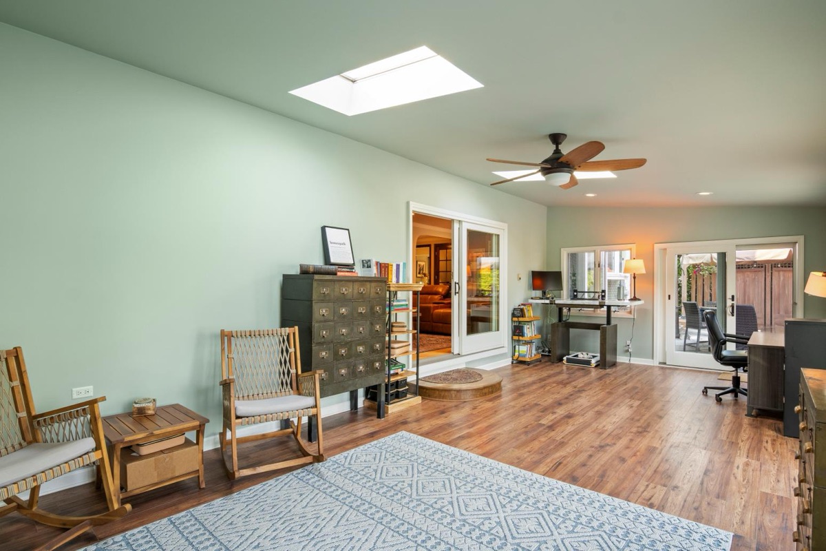 Listing photo 36 — 32251 Cambridge St, Livonia, MI