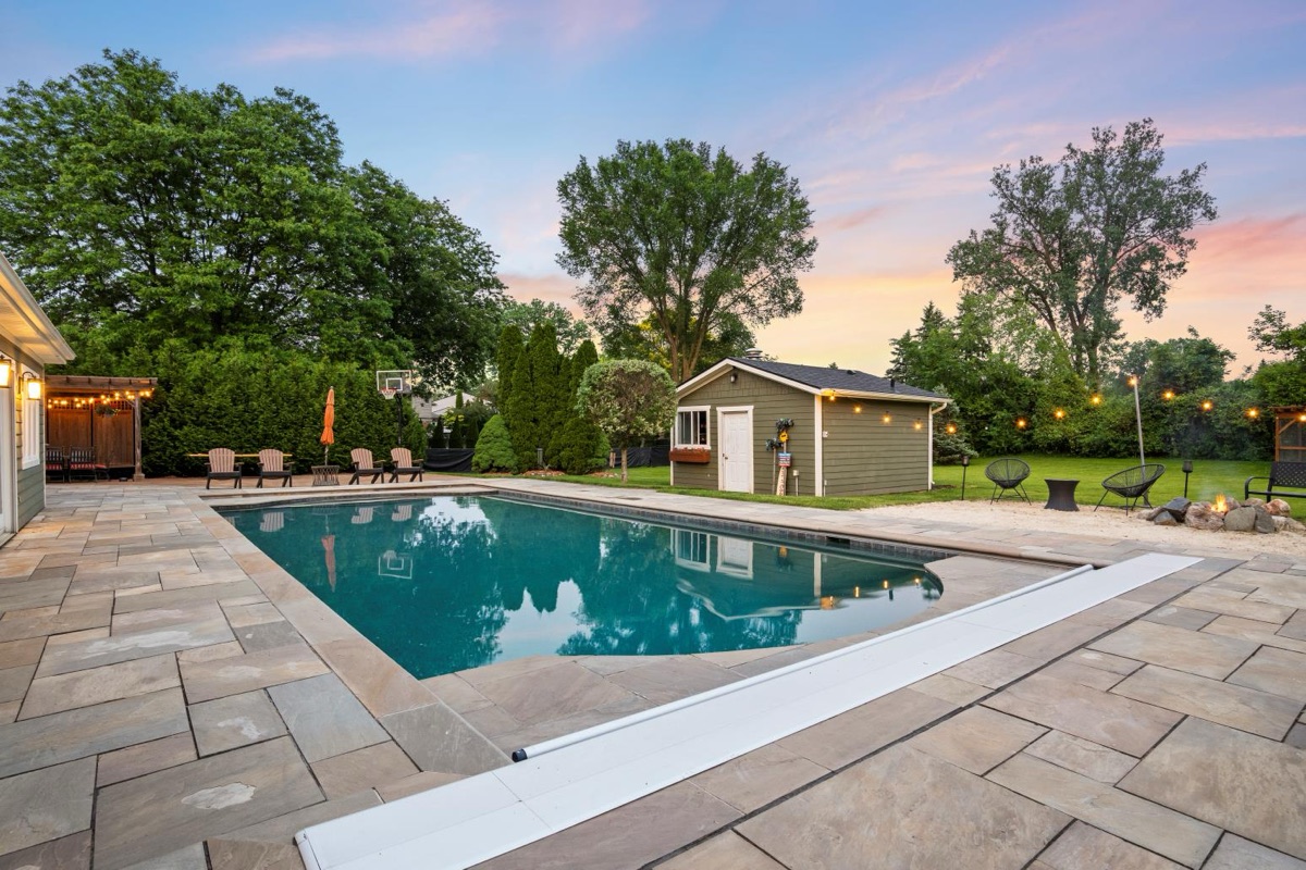 Listing photo 64 — 32251 Cambridge St, Livonia, MI