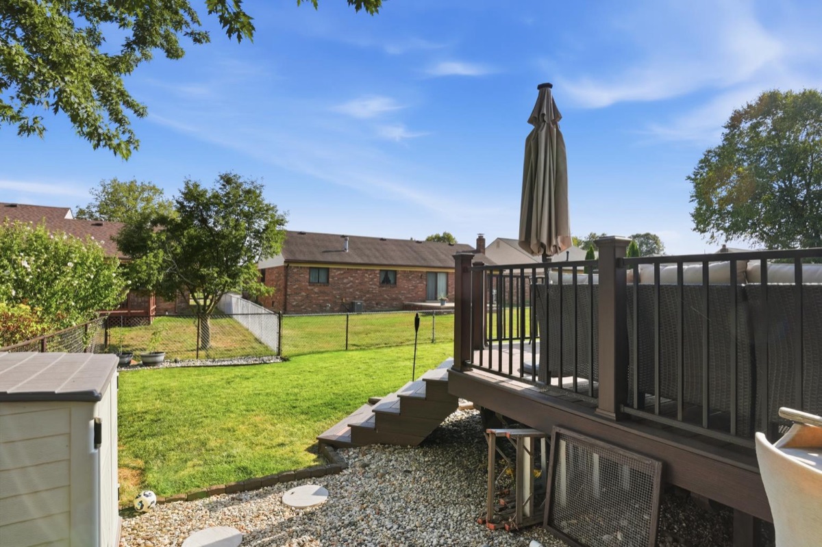 Listing photo 65 — 39031 Meeting House Ln, Livonia, MI