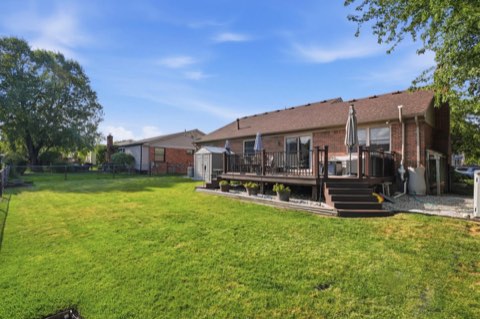 Listing photo 69 — 39031 Meeting House Ln, Livonia, MI