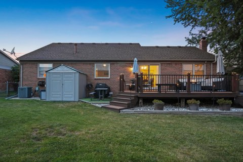 Listing photo 72 — 39031 Meeting House Ln, Livonia, MI