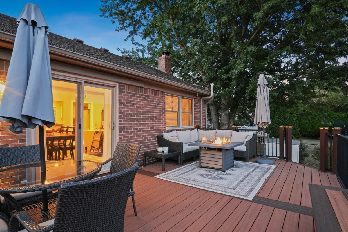 Listing photo 81 — 39031 Meeting House Ln, Livonia, MI