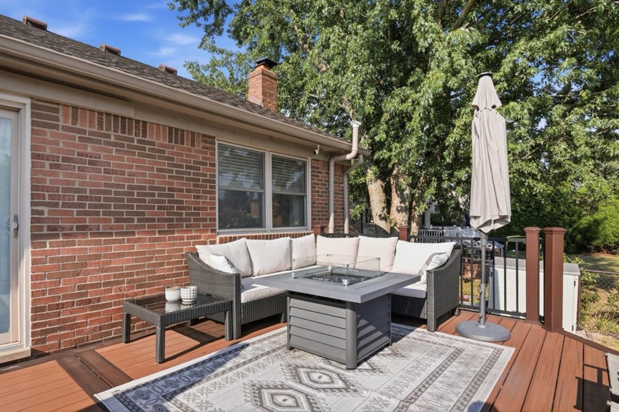 Listing photo 86 — 39031 Meeting House Ln, Livonia, MI
