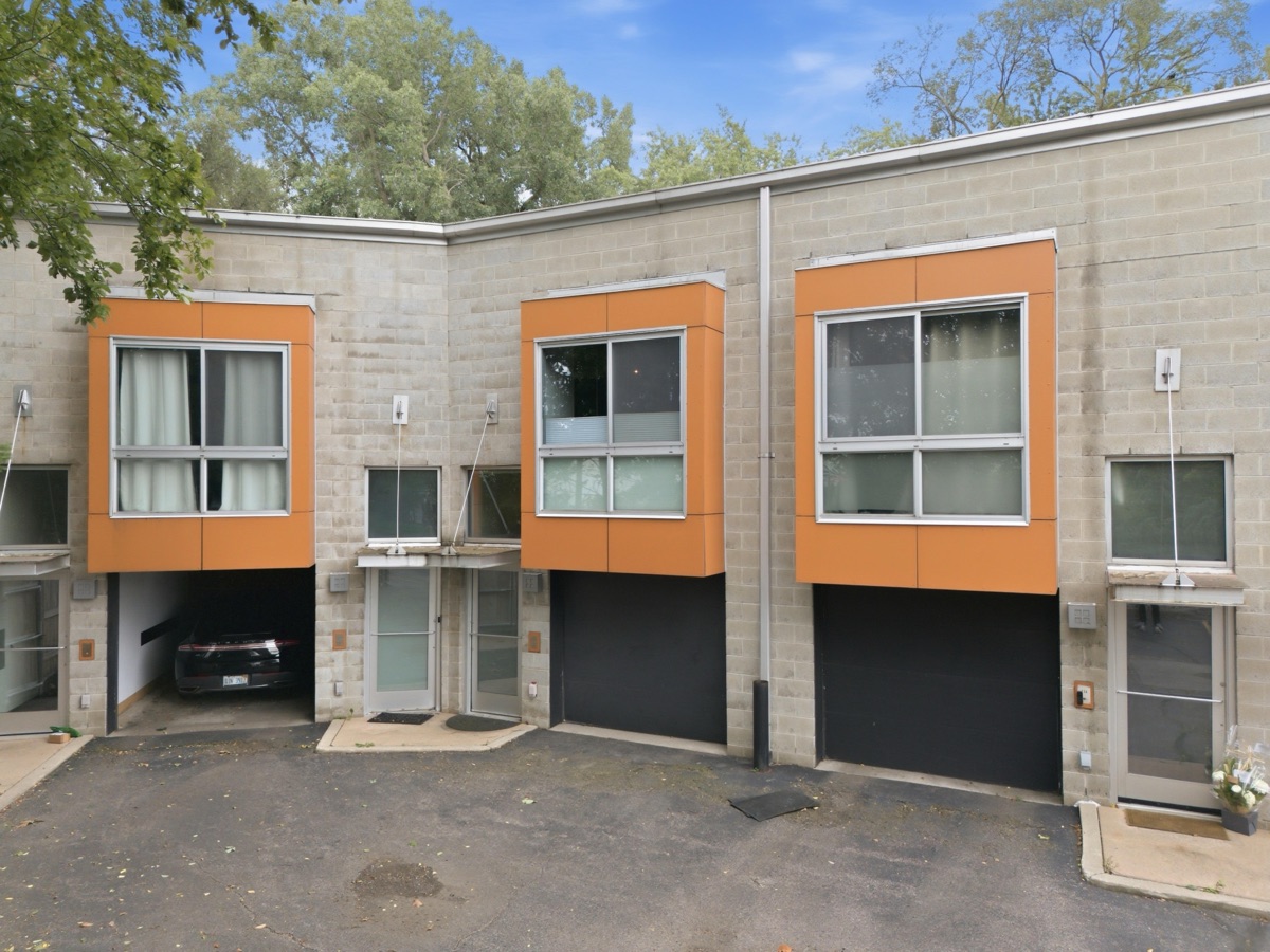 Aerial photo 1 — 440 E Parent Ave, Royal Oak, MI