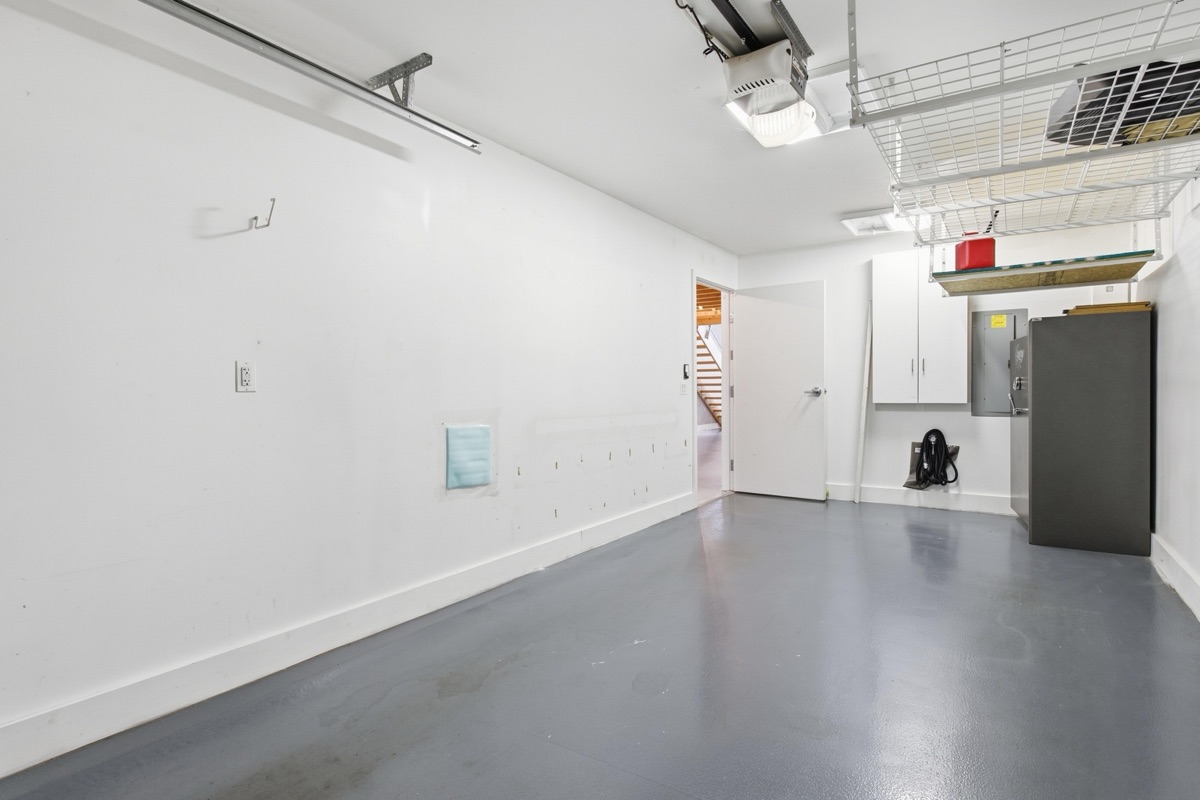 Listing photo 40 — 440 E Parent Ave, Royal Oak, MI