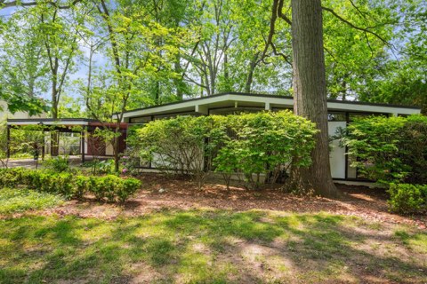 Listing photo 4 — 5959 Rosetta St, Dearborn Heights, MI