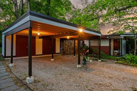 Listing photo 11 — 5959 Rosetta St, Dearborn Heights, MI