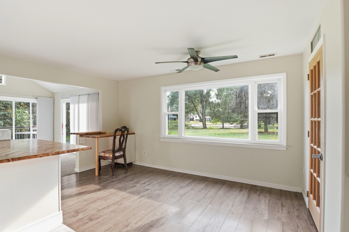 Listing photo 28 — 701 Artdale Dr, White Lake, MI