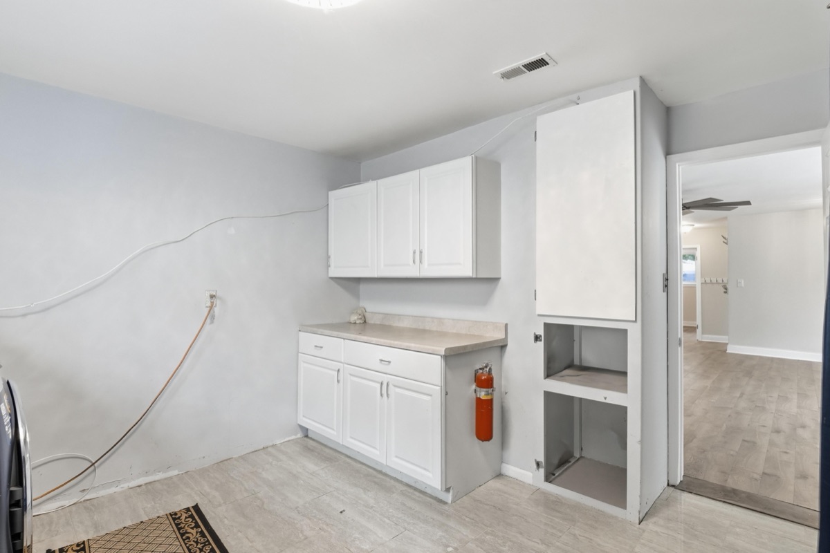 Listing photo 54 — 701 Artdale Dr, White Lake, MI