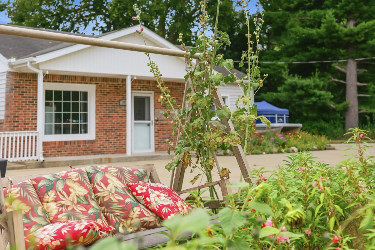 Listing photo 58 — 701 Artdale Dr, White Lake, MI