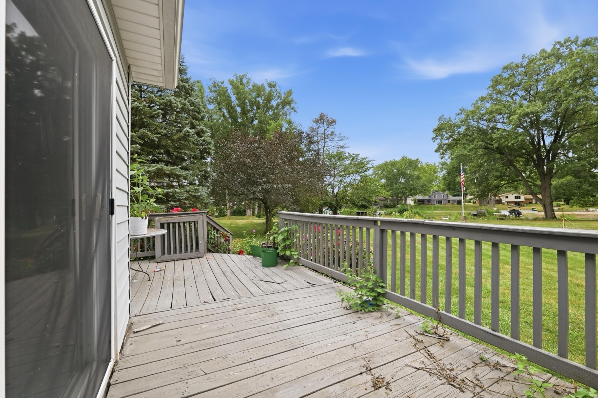 Listing photo 64 — 701 Artdale Dr, White Lake, MI