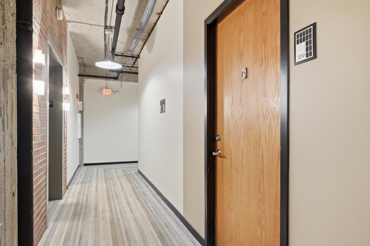Listing photo 7 — Ann Arbor, MI