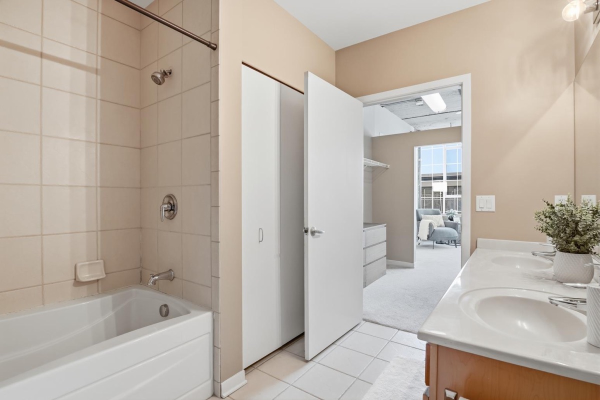 Listing photo 33 — Ann Arbor, MI
