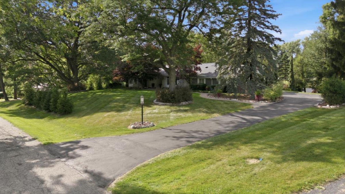 Aerial photo 13 — Bloomfield Township, MI