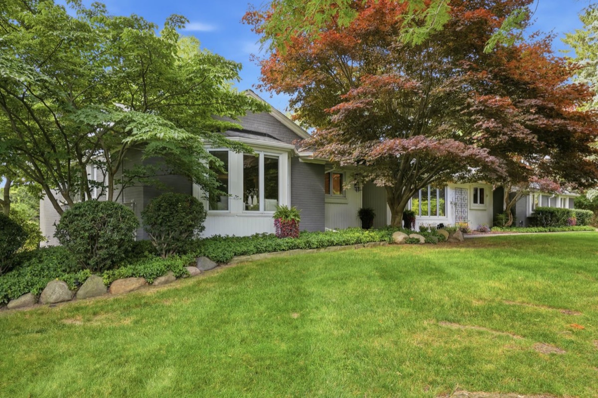 Listing photo 3 — Bloomfield Township, MI