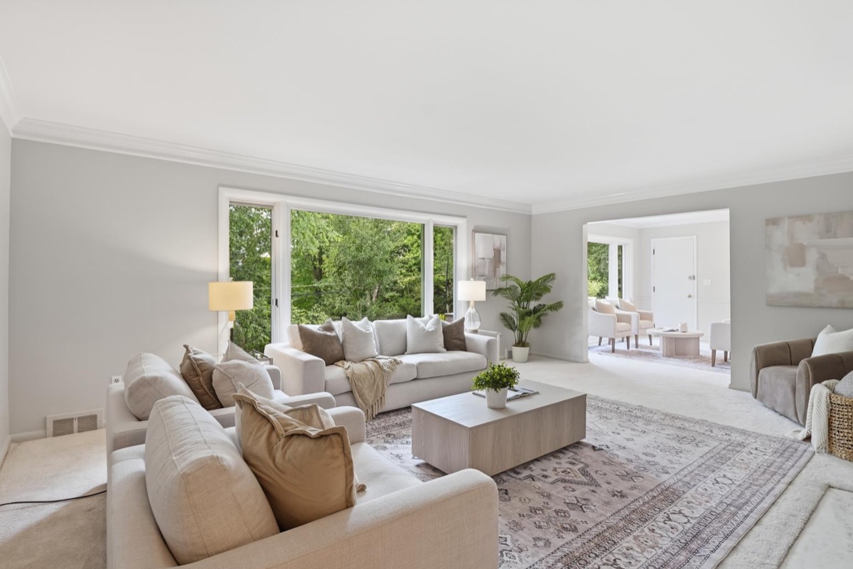 Listing photo 22 — Bloomfield Township, MI