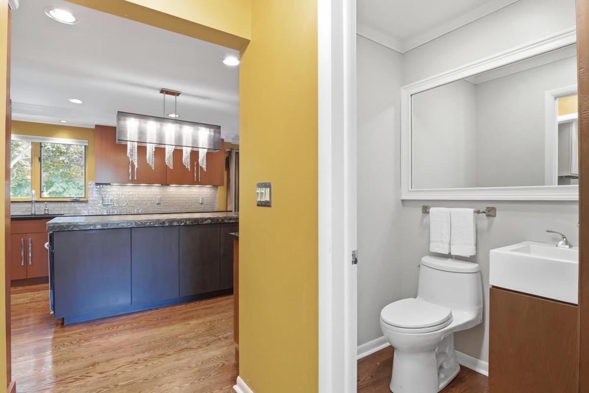 Listing photo 28 — Bloomfield Township, MI