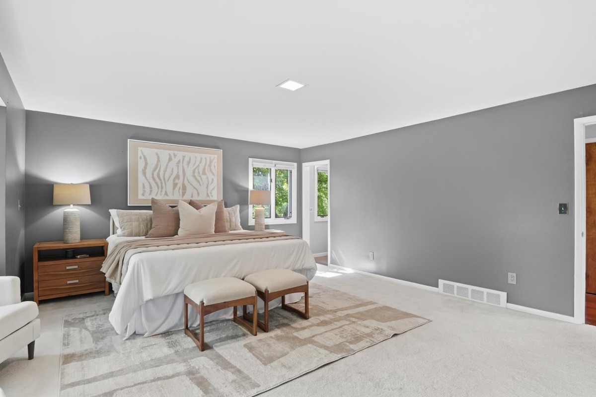 Listing photo 37 — Bloomfield Township, MI