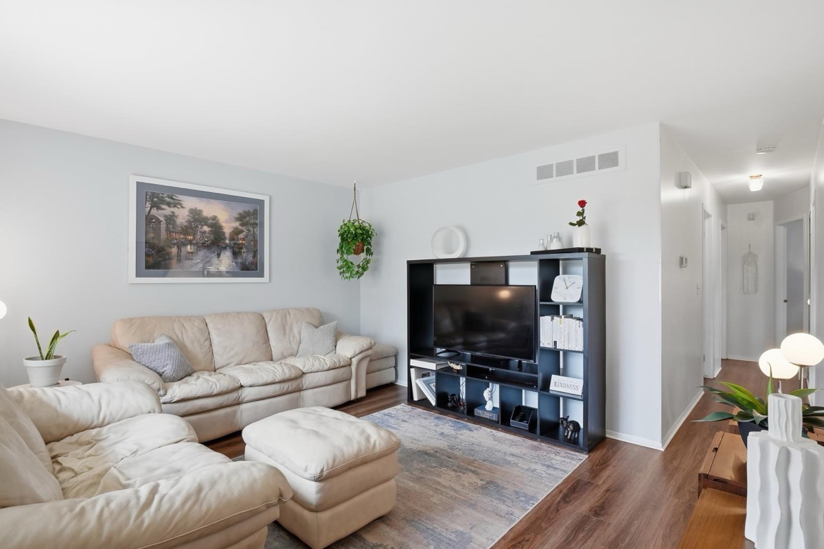 Listing photo 6 — Canton Township, MI