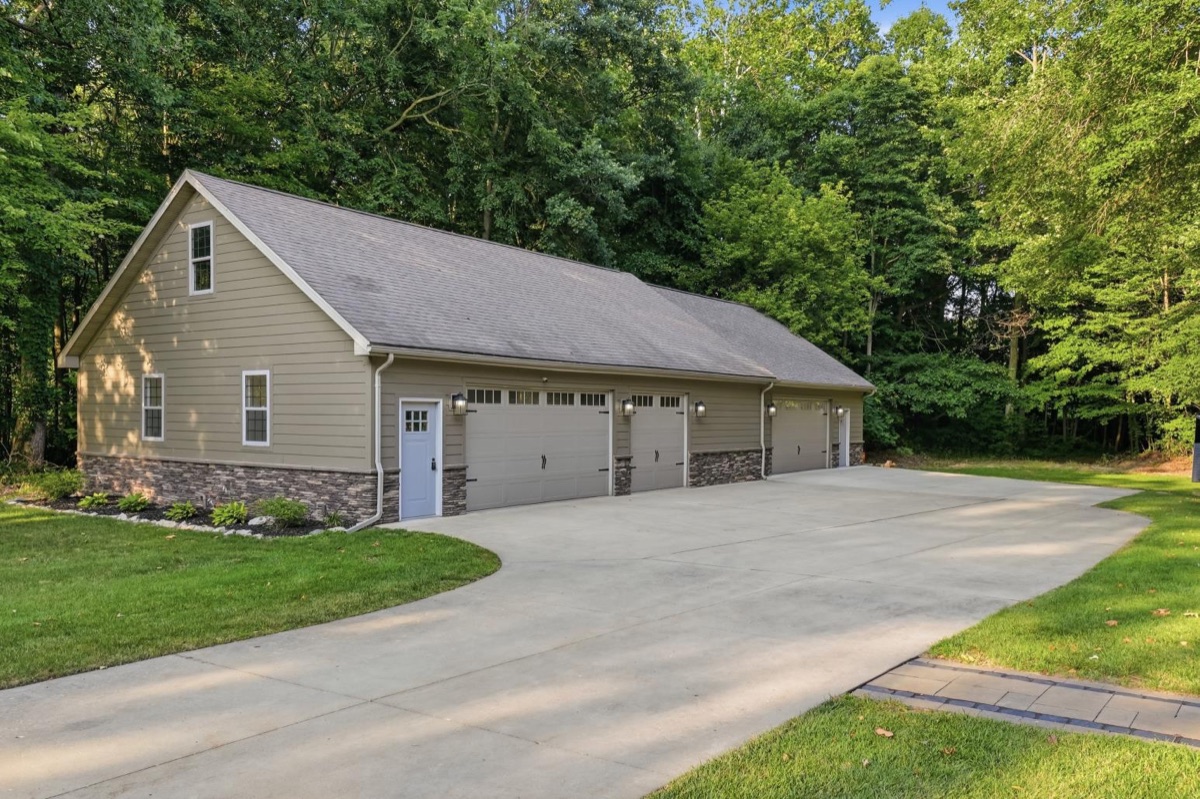 Listing photo 68 — Carleton, MI