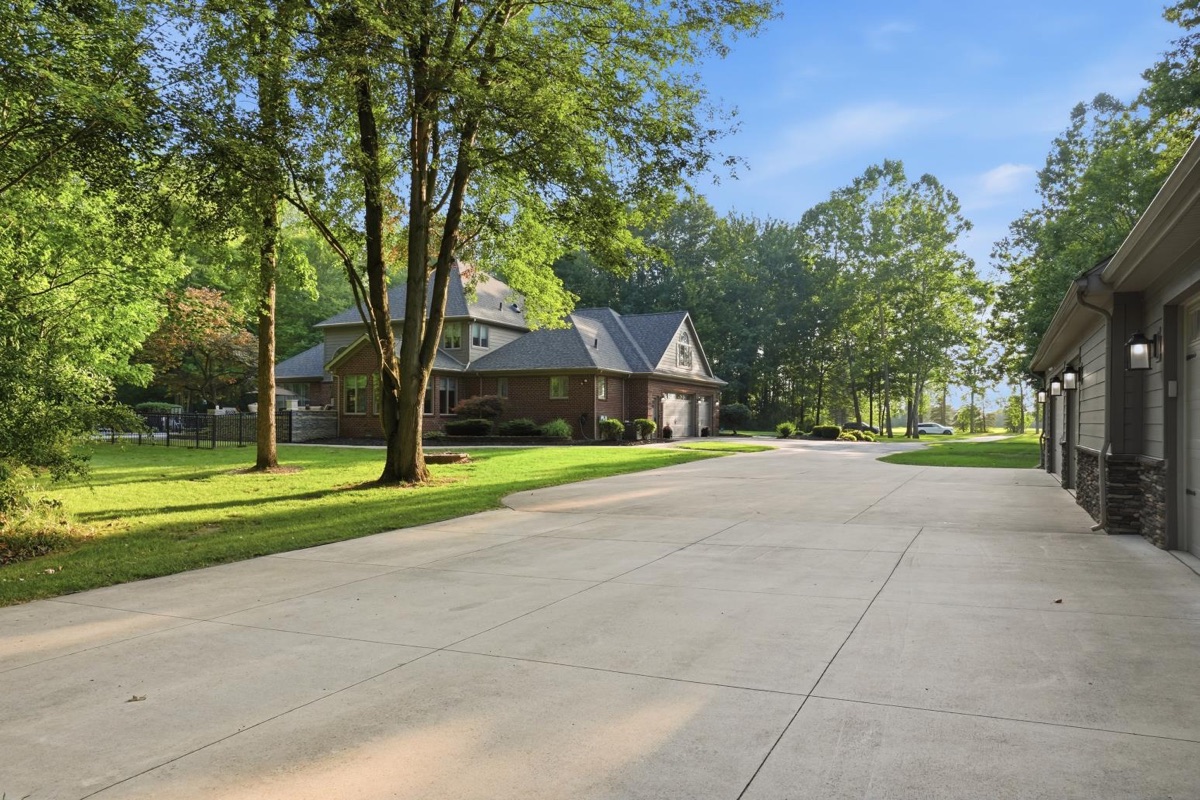 Listing photo 70 — Carleton, MI