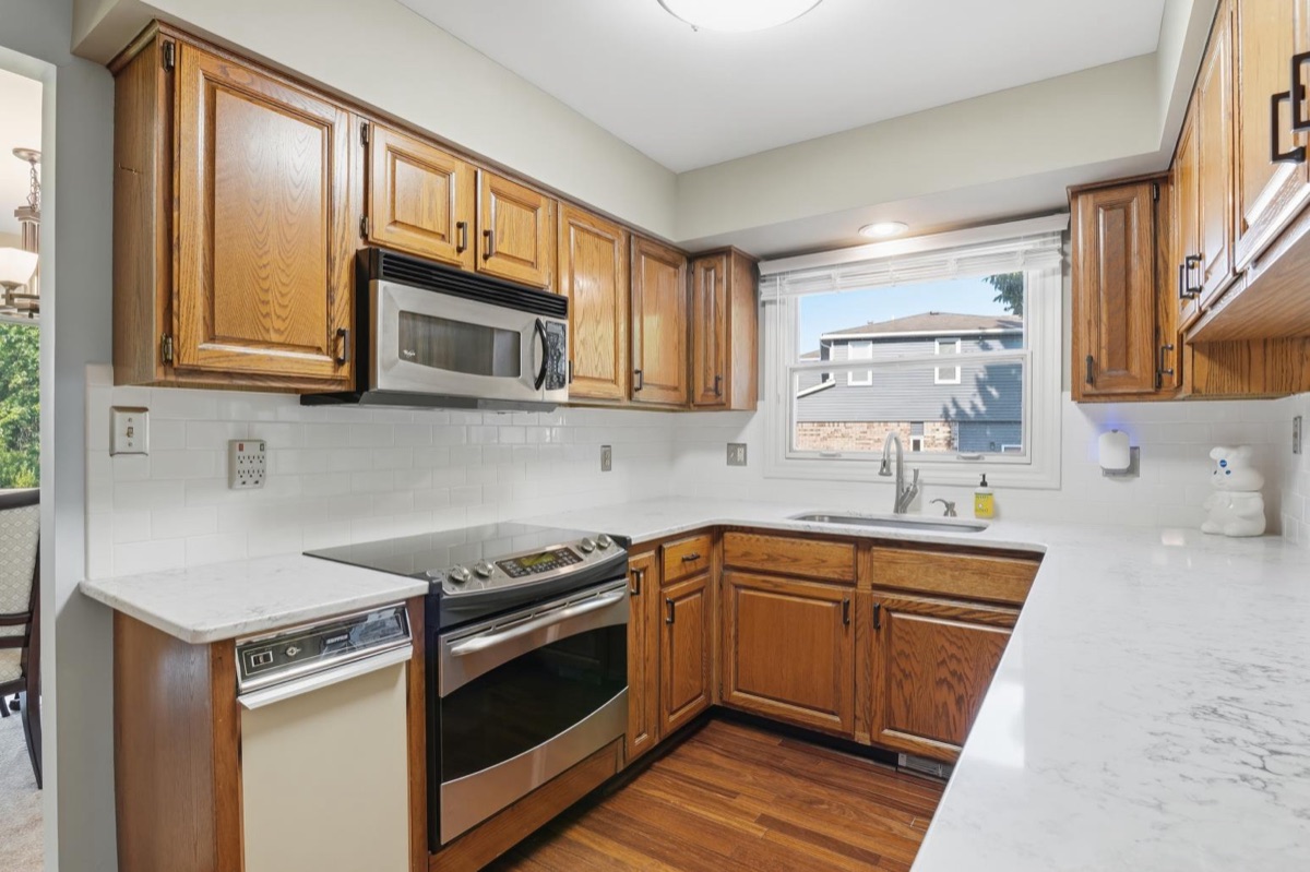 Listing photo 16 — Commerce Township, MI