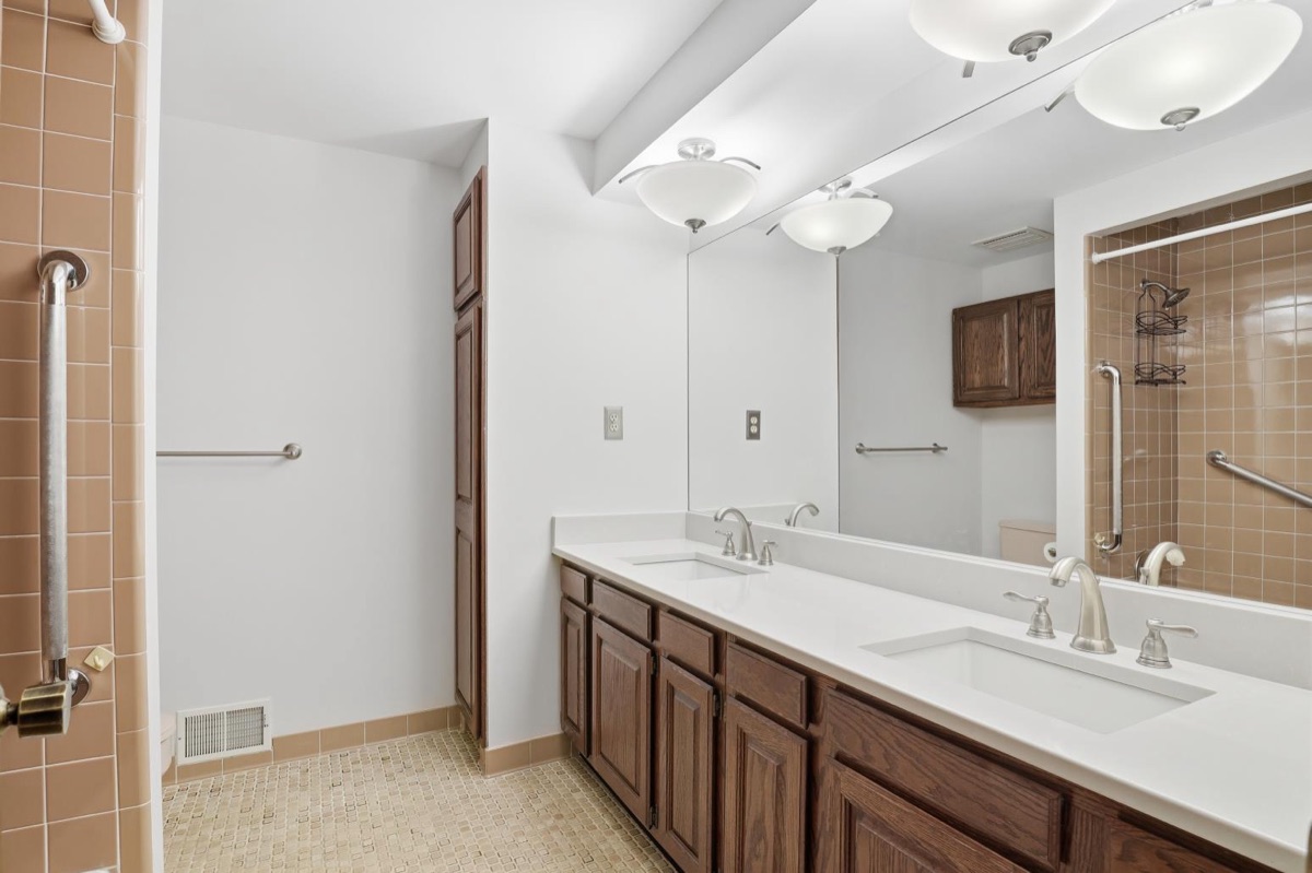 Listing photo 27 — Commerce Township, MI