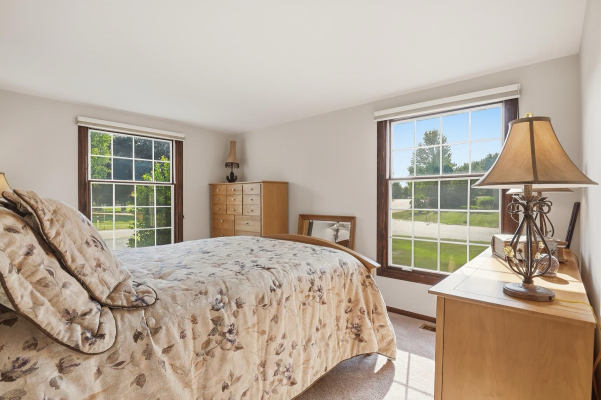 Listing photo 31 — Commerce Township, MI