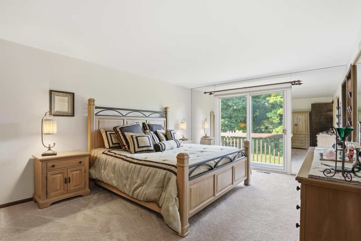 Listing photo 33 — Commerce Township, MI