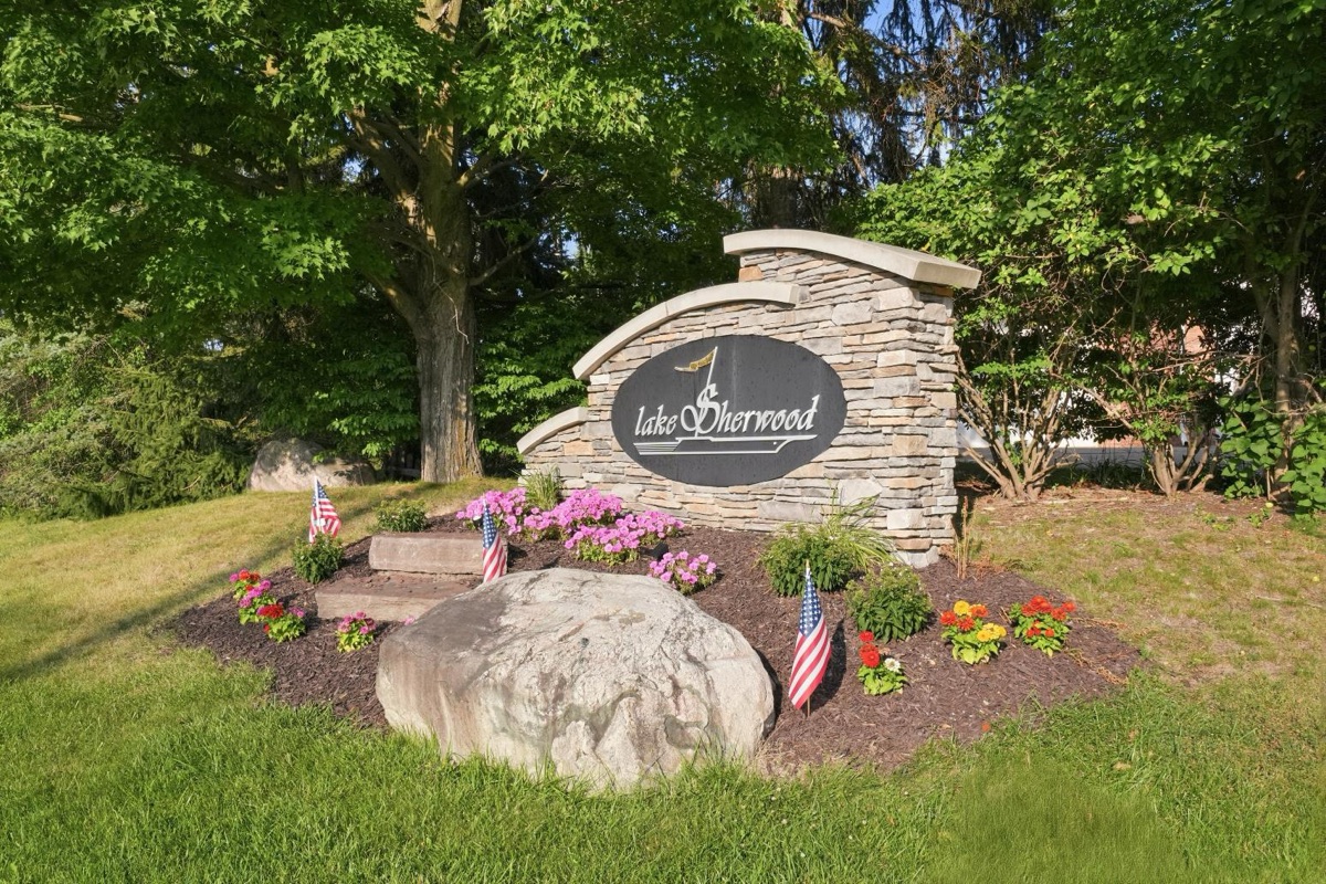 Listing photo 67 — Commerce Township, MI