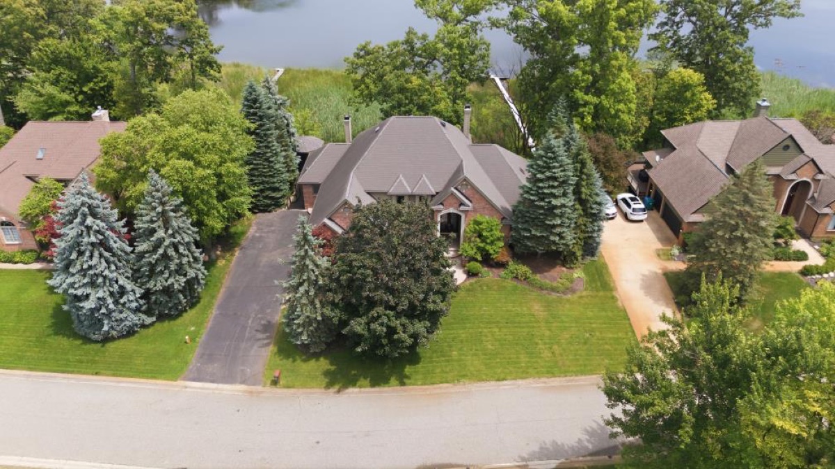 Listing photo 3 — Commerce Township, MI