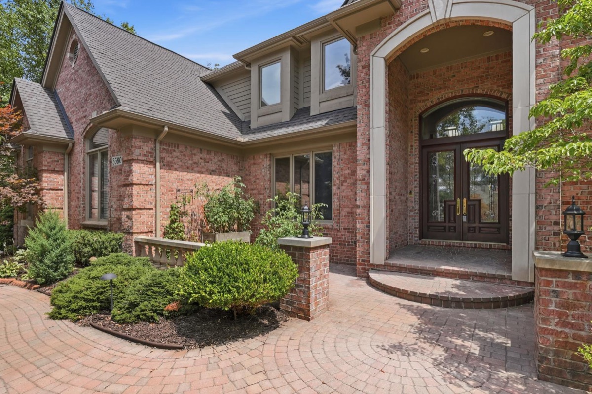 Listing photo 5 — Commerce Township, MI