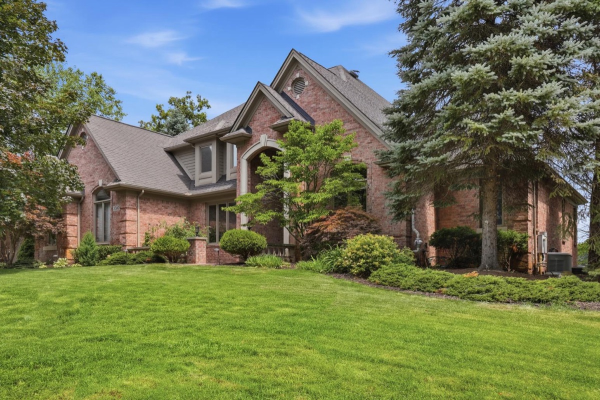 Listing photo 101 — Commerce Township, MI
