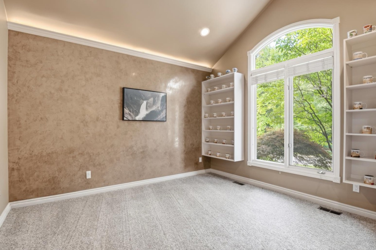 Listing photo 16 — Commerce Township, MI