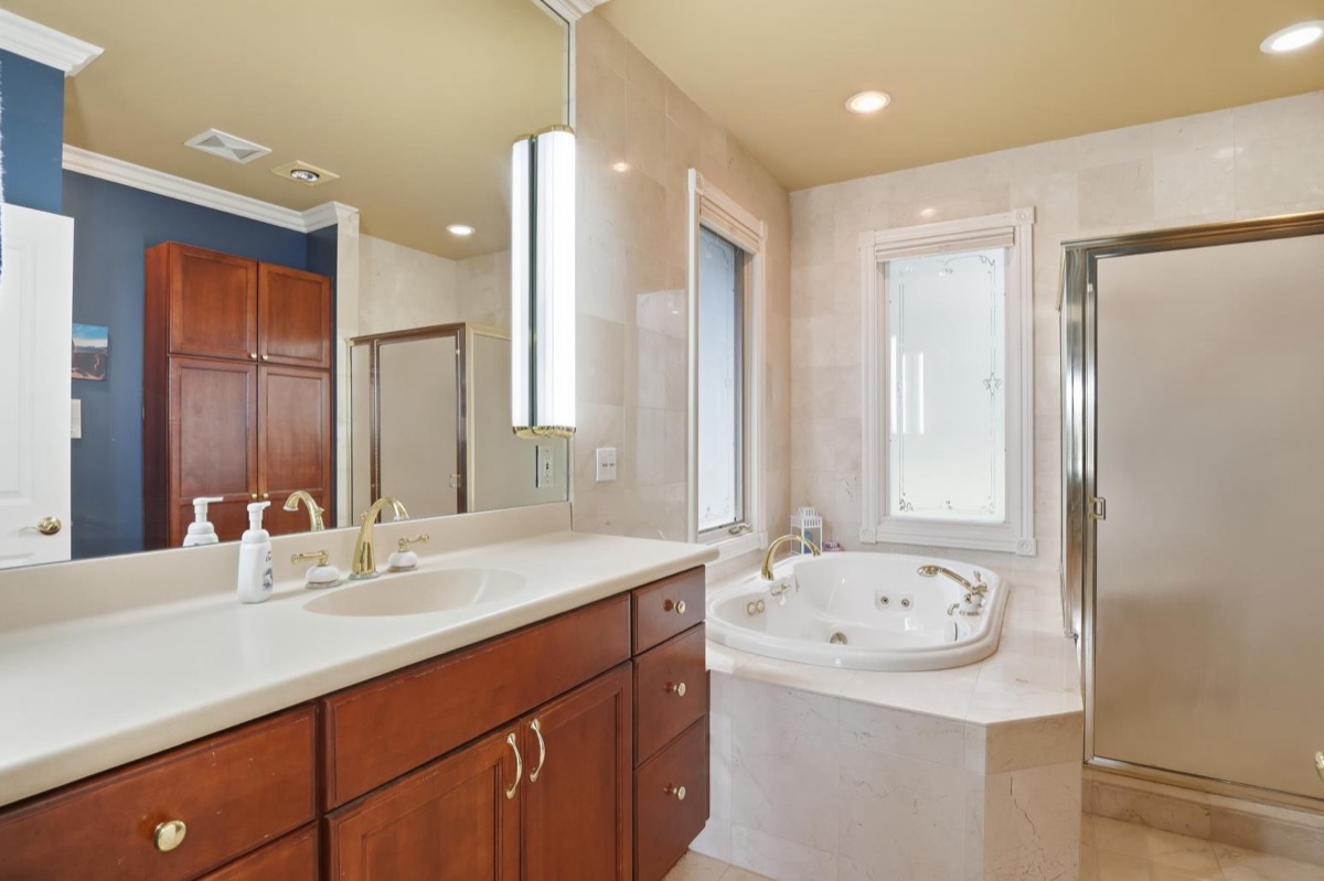 Listing photo 35 — Commerce Township, MI