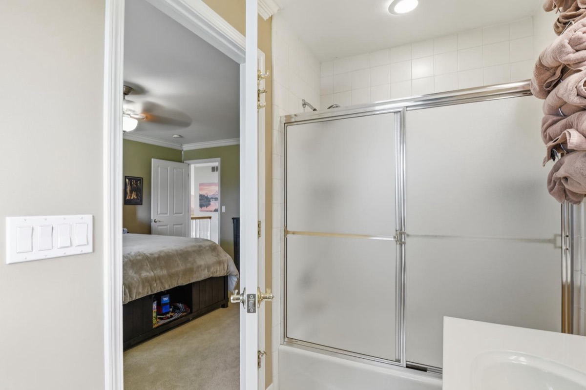 Listing photo 50 — Commerce Township, MI