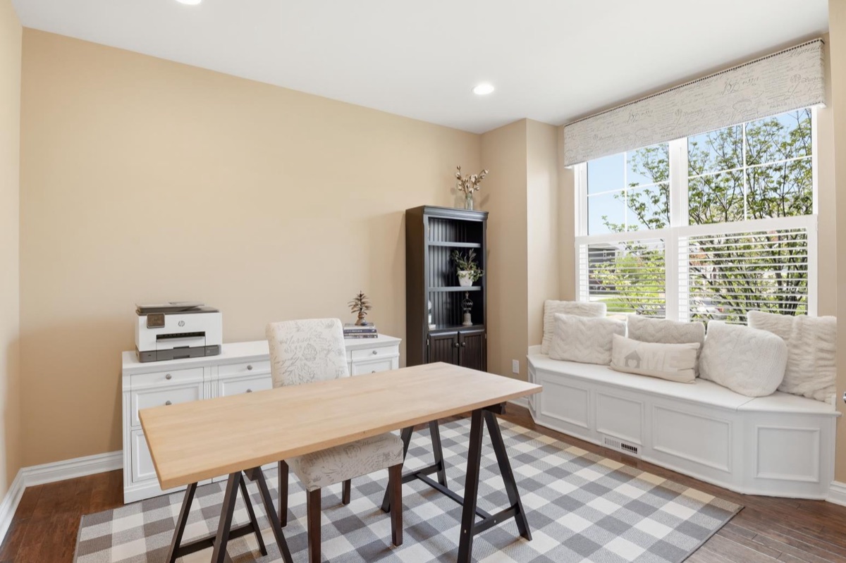 Listing photo 7 — Commerce Township, MI
