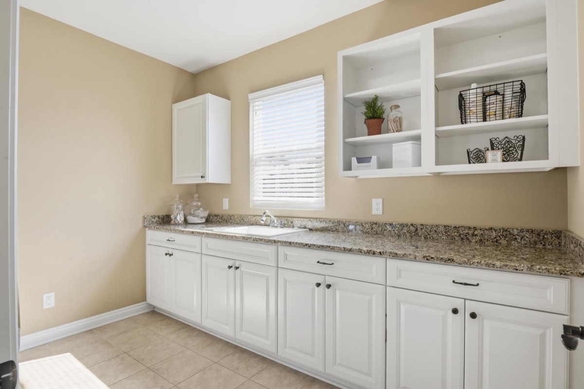 Listing photo 41 — Commerce Township, MI
