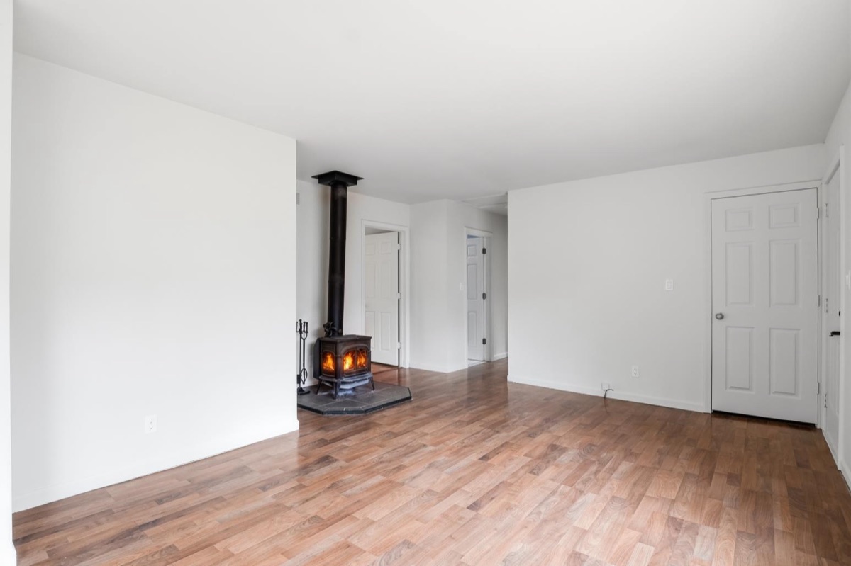 Listing photo 9 — Farmington Hills, MI