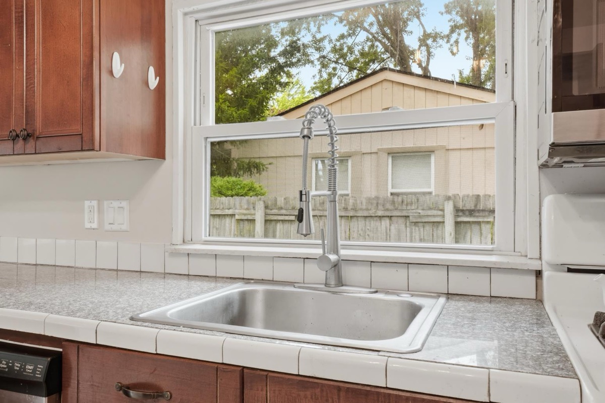 Listing photo 19 — Farmington Hills, MI