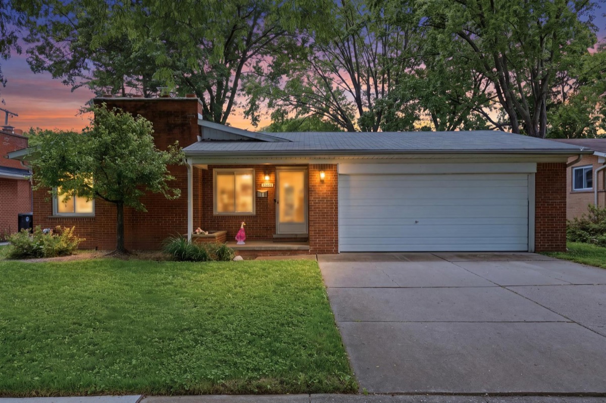 Listing photo 1 — Livonia, MI