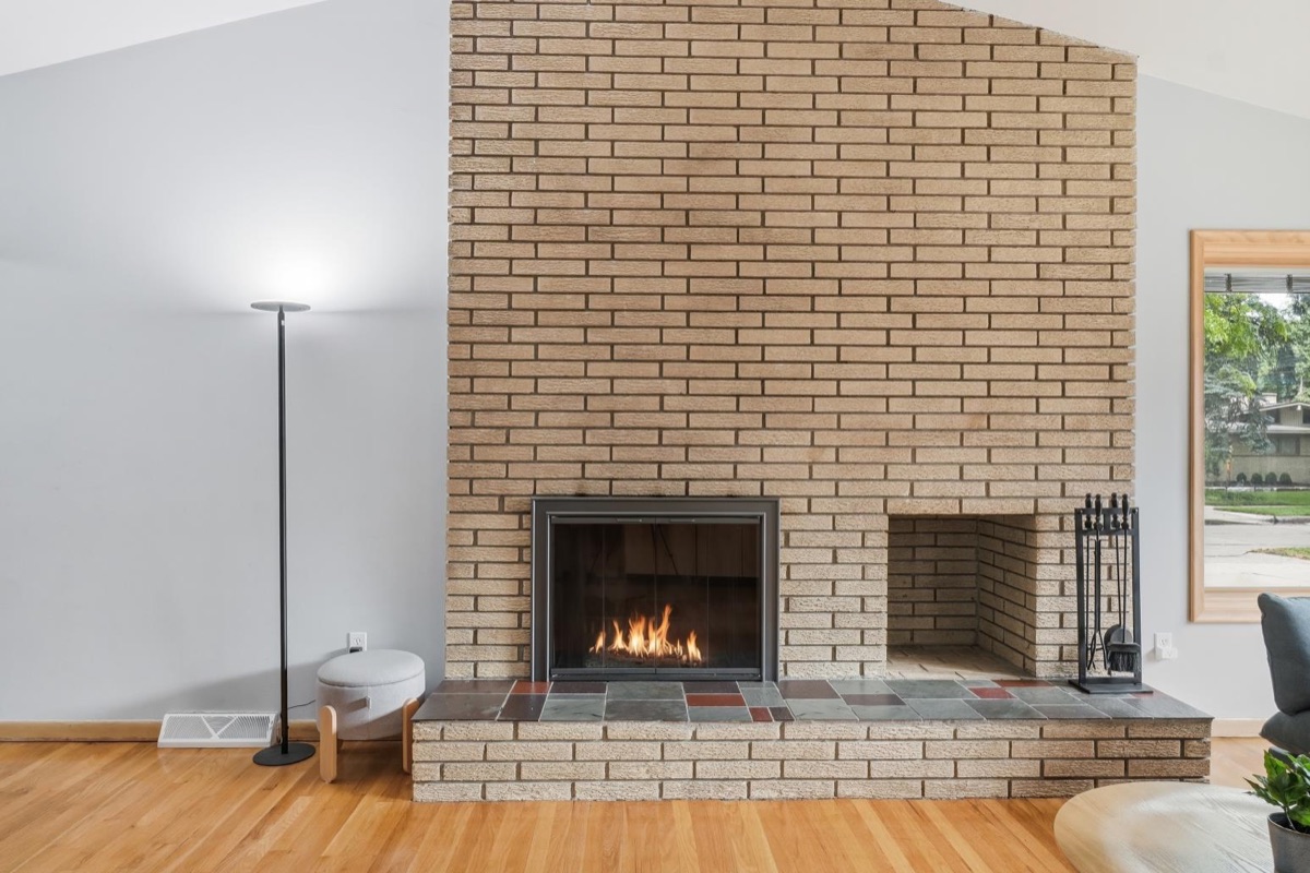 Listing photo 12 — Livonia, MI