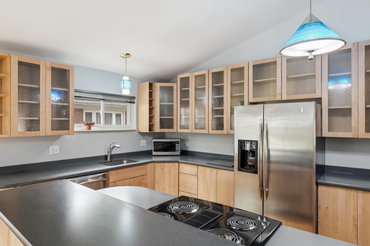 Listing photo 18 — Livonia, MI