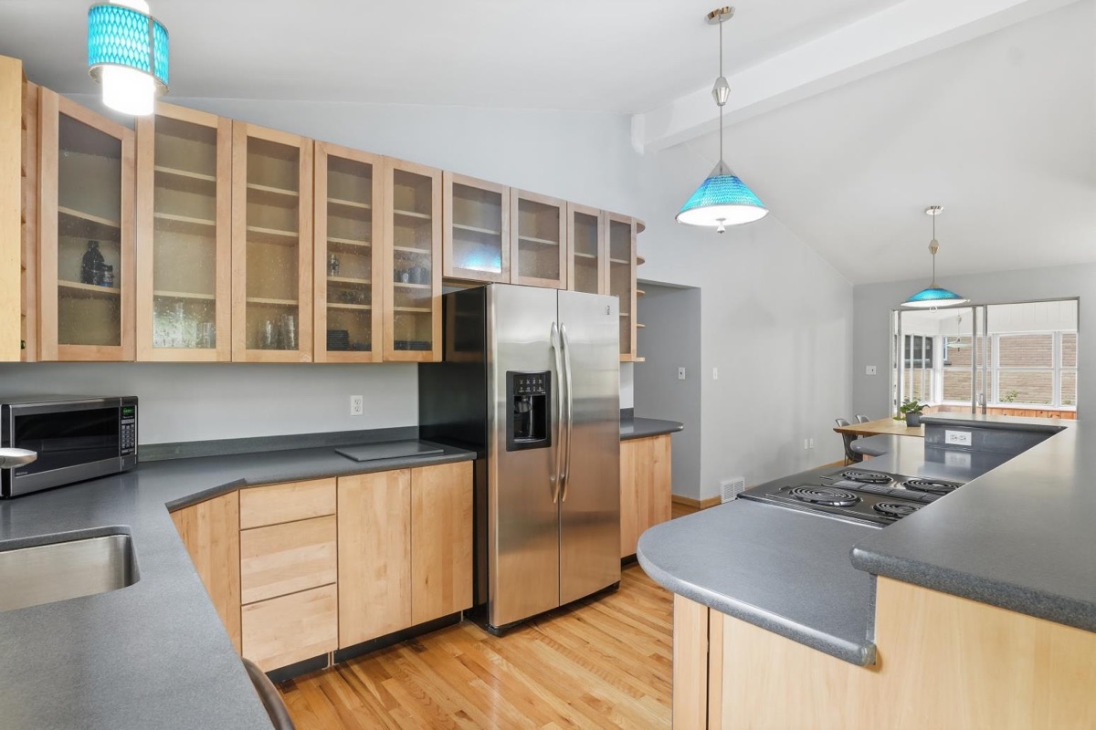 Listing photo 22 — Livonia, MI